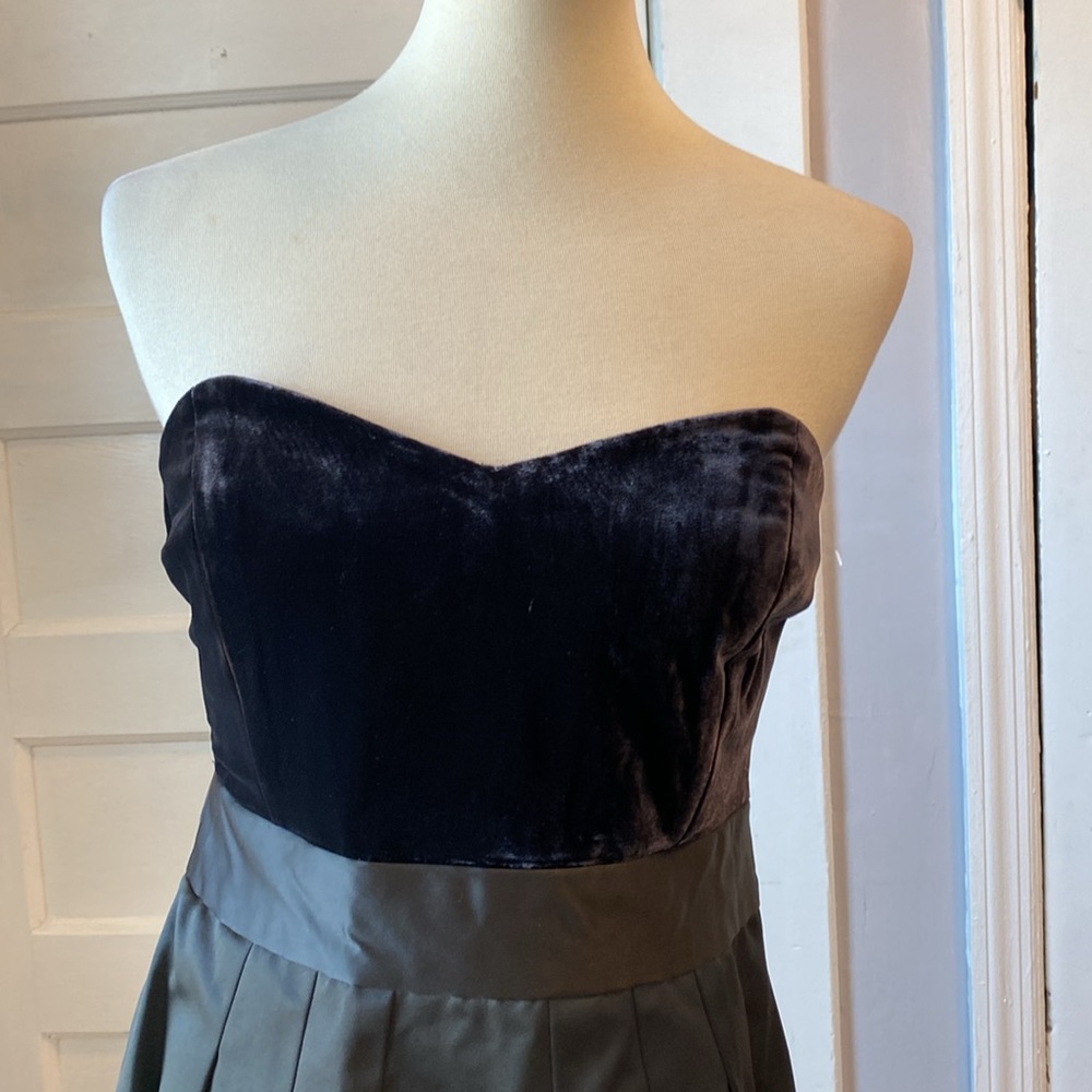 NWT Theory Chanesa Velvet & Silk Dark Brown Strapless Dress, Size 12 - Picture 13 of 17